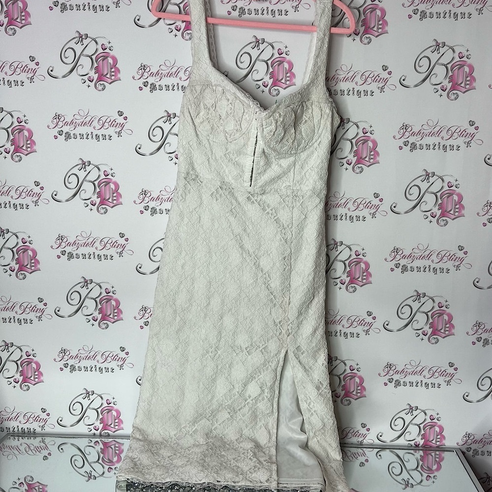 Astr the label dress corset bustier White Lace Chemise with Scalloped Trim